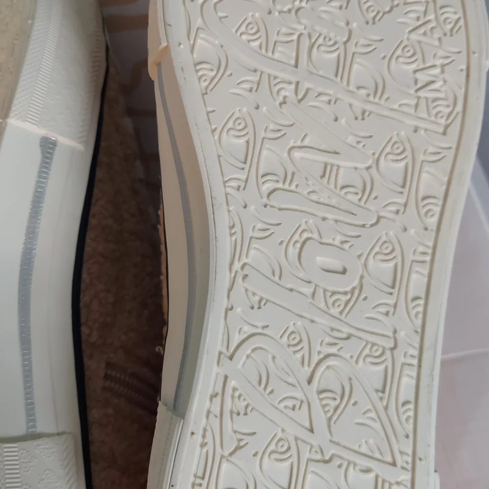 Blowfish Malibu Neutral Tan High-Top Sneakers Women's Size 6.5 NWT Textile